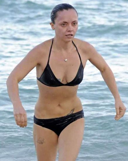 Christina Ricci hot in bikini