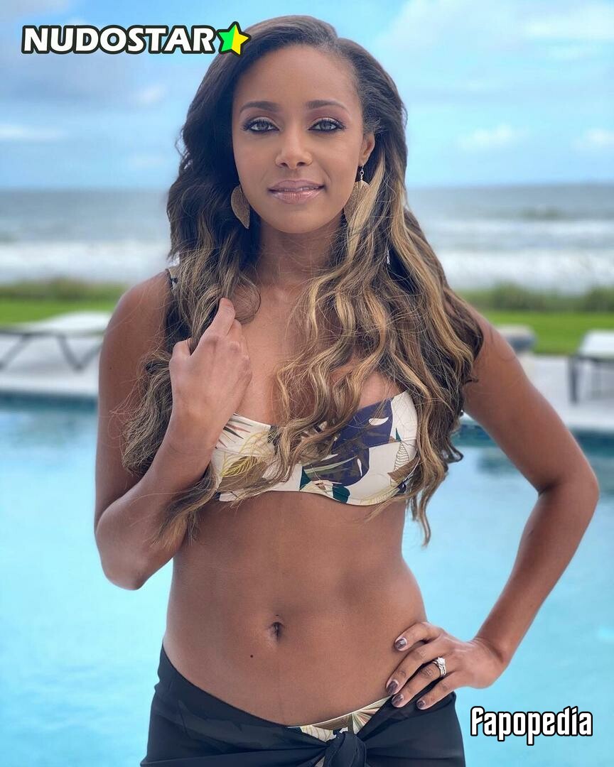 Brandi Rhodes Nude Leaks