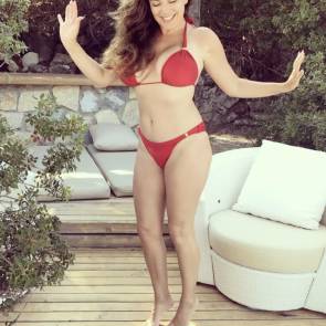 Kelly Brook red bikini