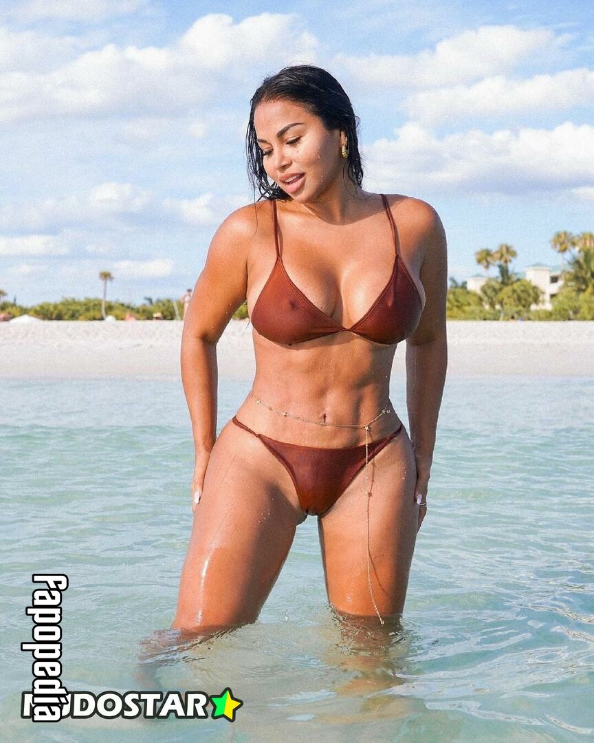 Dollycastro Nude OnlyFans Leaks