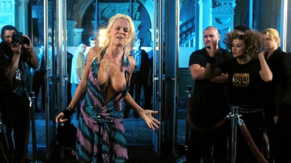 Jenny McCarthy nude boobs scene