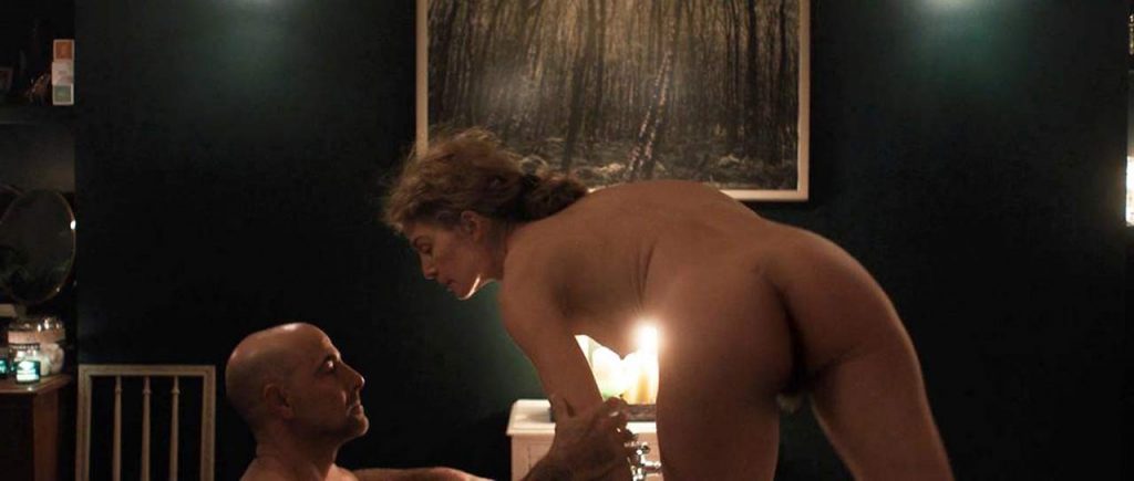 Rosamund Pike nude breasts and ass