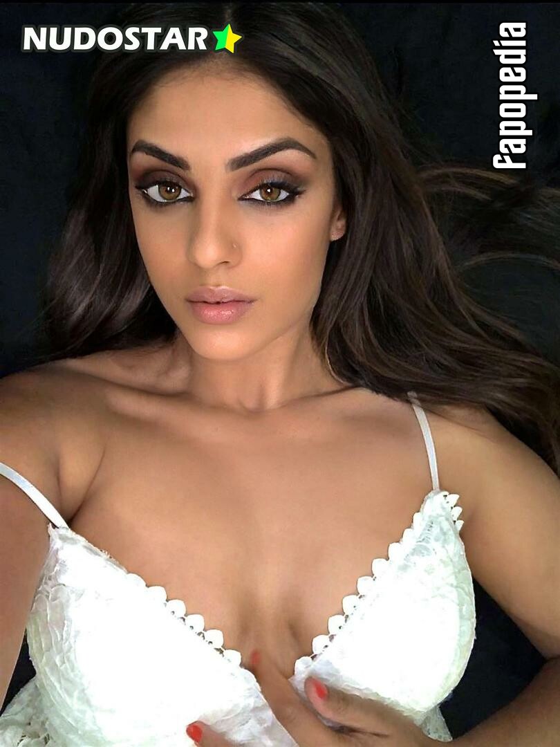 Amber Johal Nude OnlyFans Leaks