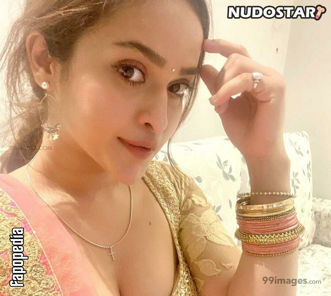 Prajakta Dusane Nude Leaks