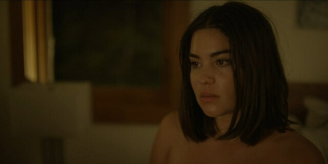 Devery Jacobs sexy – Cardinal s03e01 (2019)