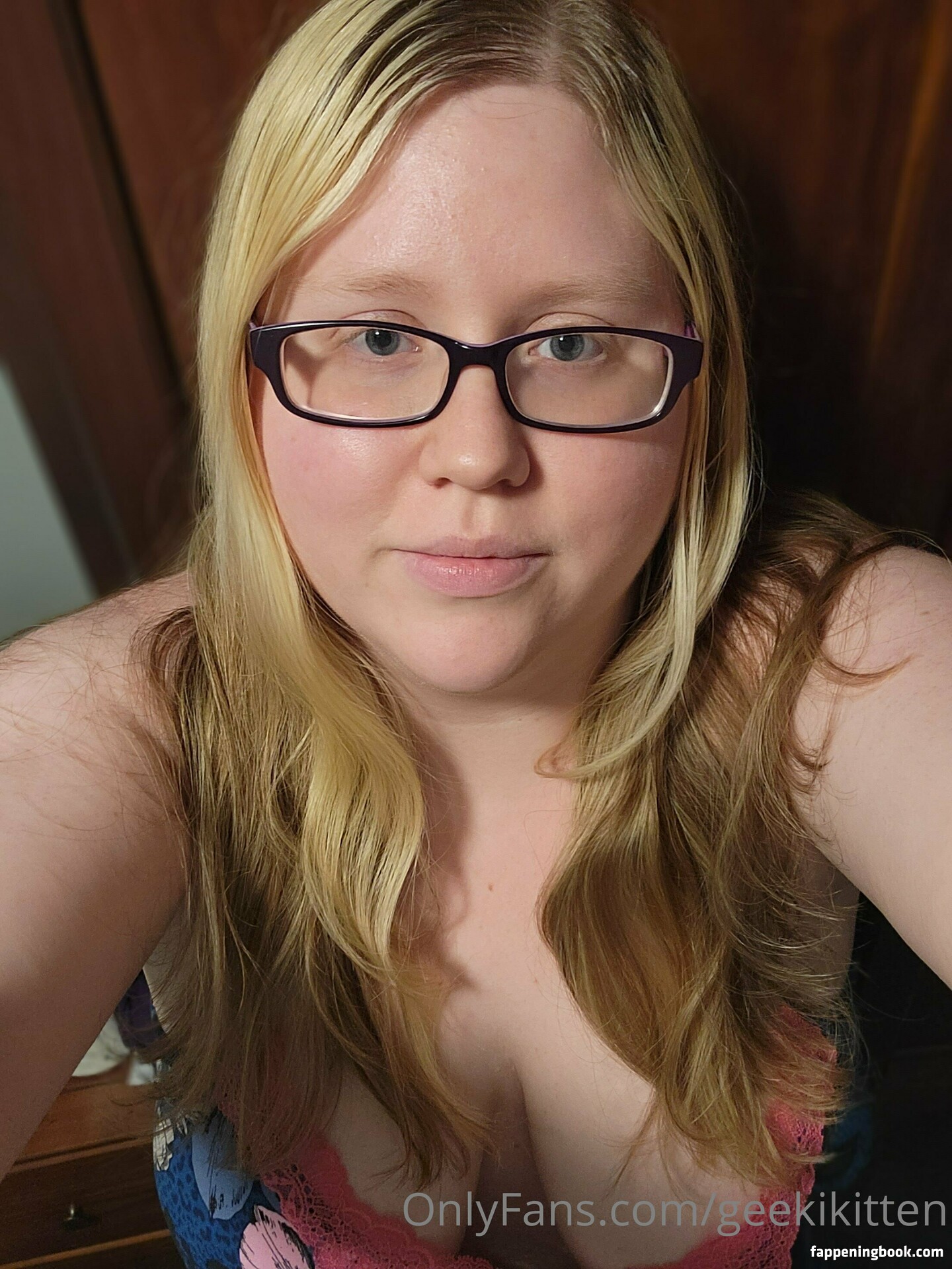 geekikitten Nude OnlyFans Leaks