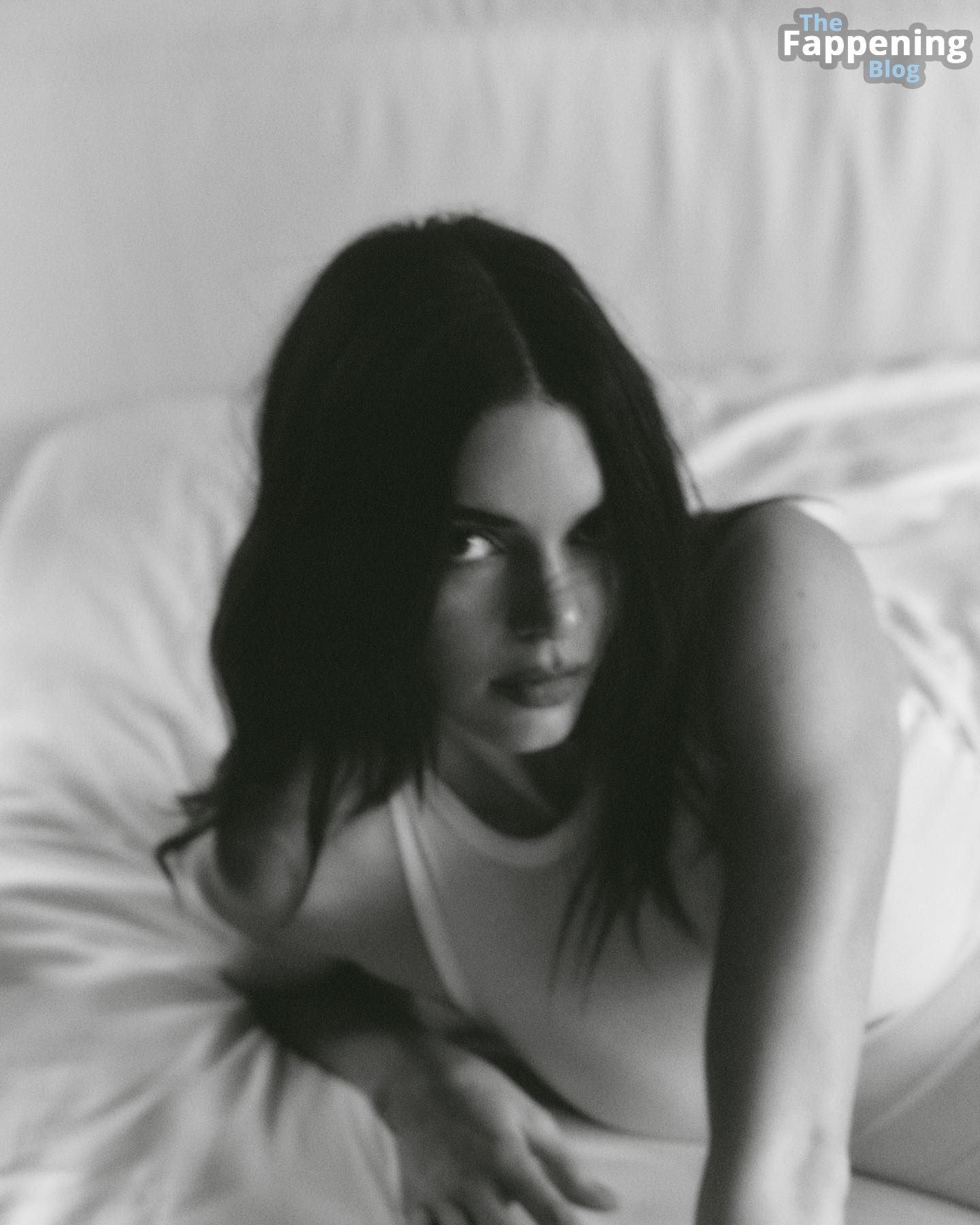 Kendall Jenner Flaunts Her Nude Breasts in a Hot Shoot (21 Photos)