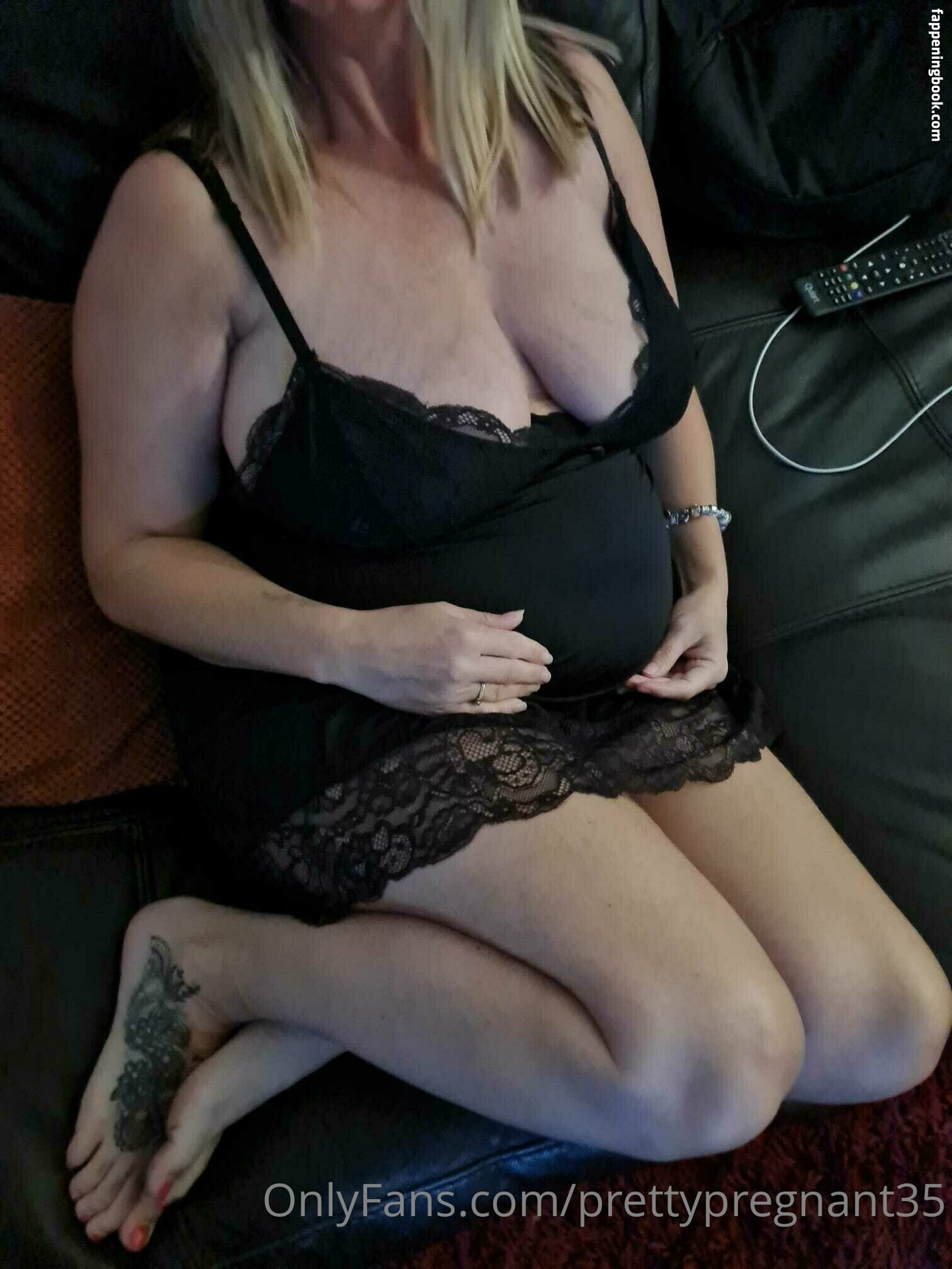 prettypregnant35 Nude OnlyFans Leaks