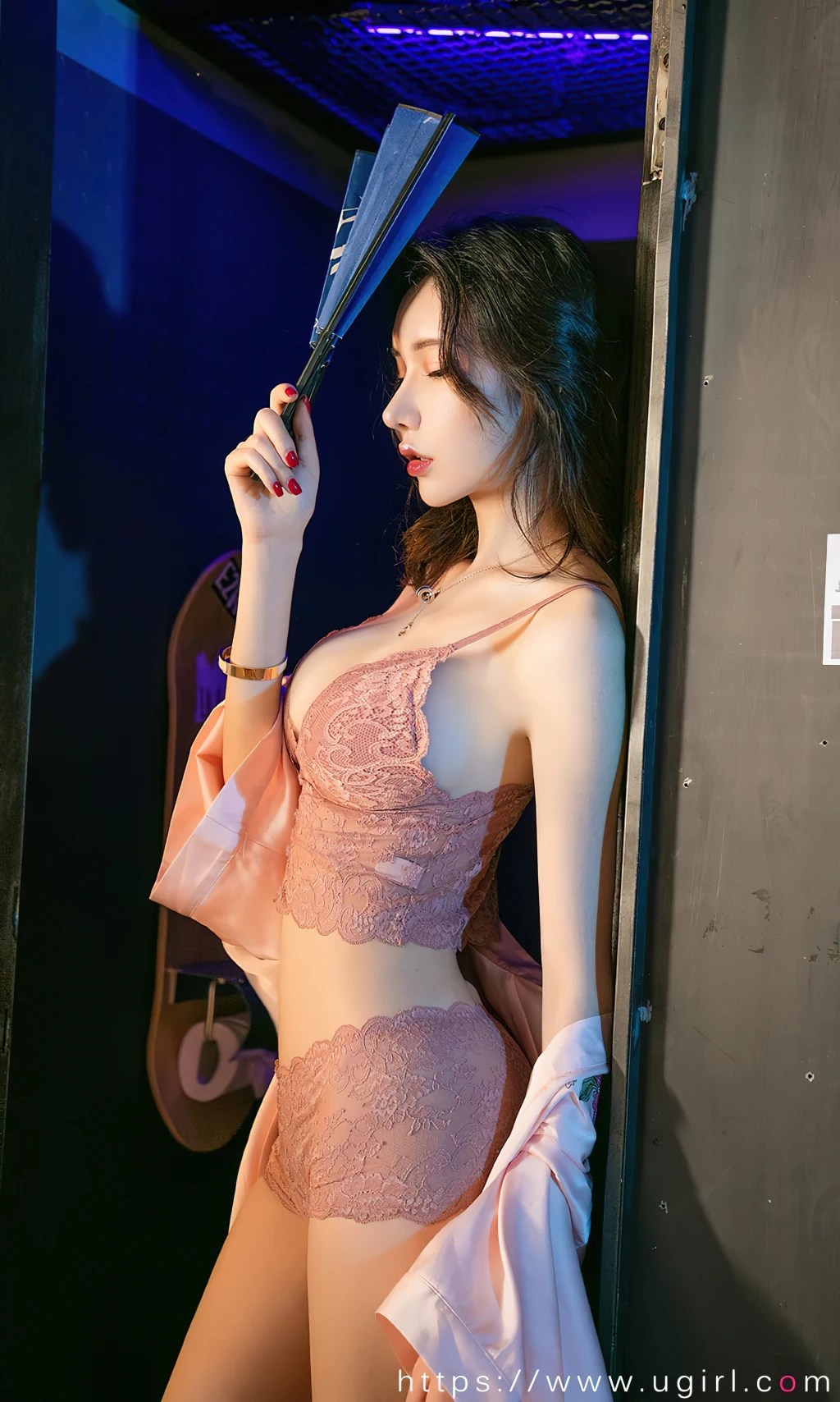 UGIRLS – Ai You Wu App No.2521: Irene (萌琪琪) (35 photos)