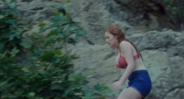 Annalise Basso sexy – Furlong (2019)