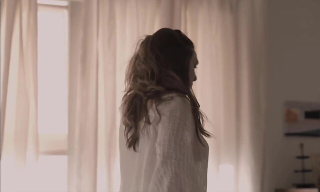 Elizabeth Olsen sexy - Sorry For Your Loss s01e05 (2018)