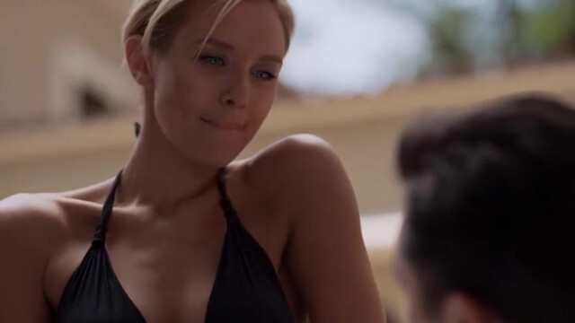 Nicky Whelan sexy - Satisfaction s02e02,04,05 (2015)