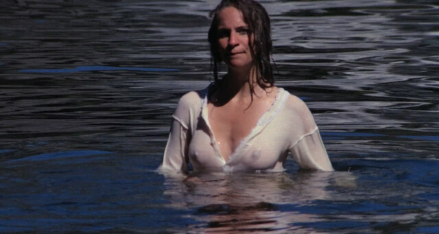 Amanda Plummer nude - Cattle Annie and Little Britches (1981)