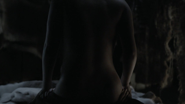 Morgan Holmstrom nude - Outlander s06e04 (2022)