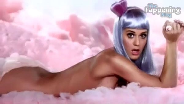 Katy Perry Nude & Sexy Collection – Part 8 (127 Photos)