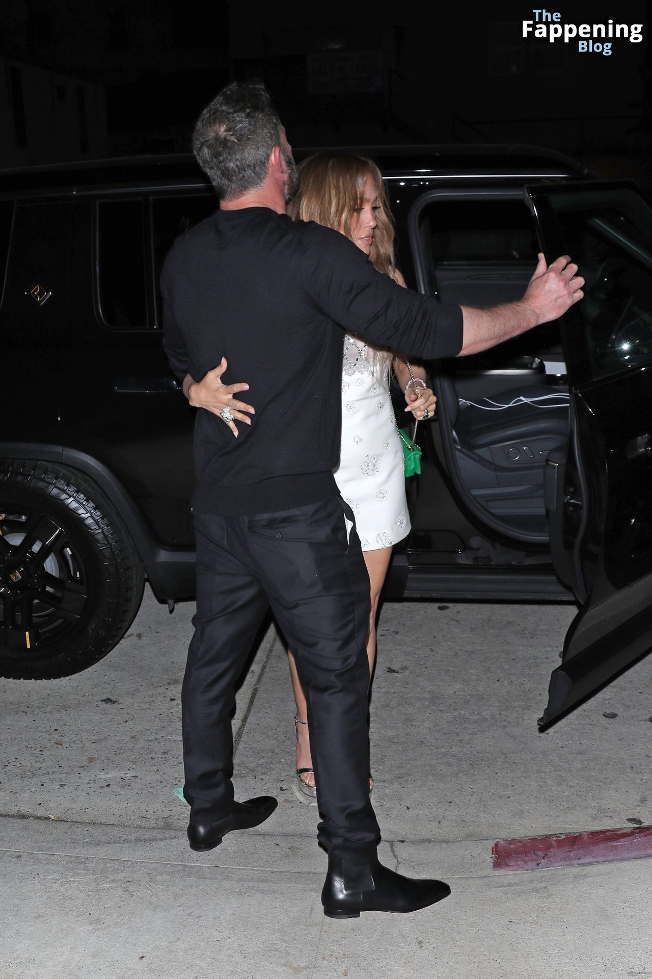 Jennifer Lopez & Ben Affleck Reignite Sparks with Enchanting Dinner Date at Giorgio Baldi (150 Photos)