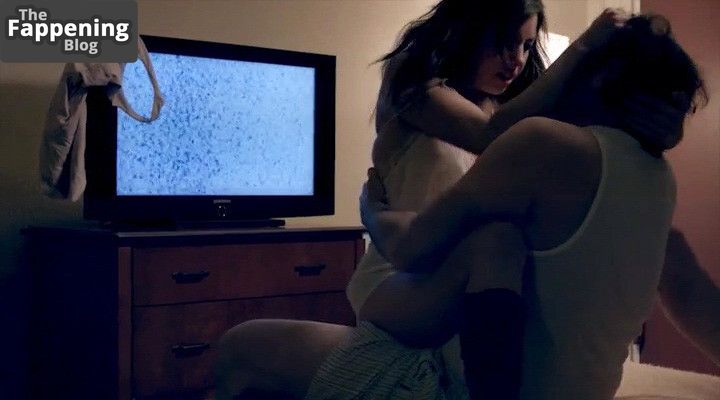 Aubrey Plaza Nude & Sexy – Ned Rifle (7 Pics)