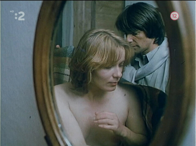 Anna Javorkova nude – Pasca (1981)
