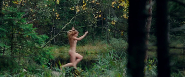 Nathalie Williamsdotter nude – Ghabe (2019)