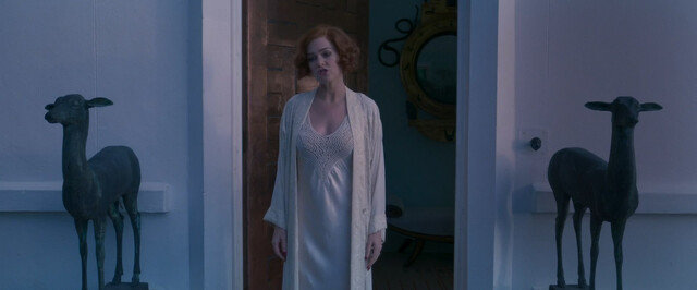 Isla Fisher sexy – Blithe Spirit (2020)