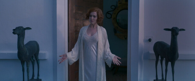 Isla Fisher sexy – Blithe Spirit (2020)